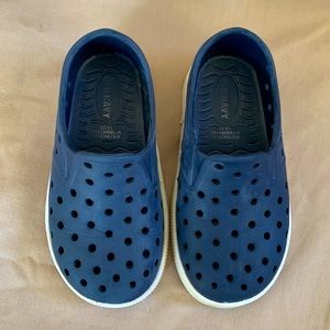 Size 7 Old Navy - Toddler Shoes